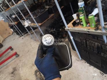 ručica menjaca za Volkswagen Golf 5 od 2004. do 2008. god.