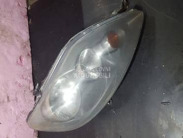 Far prednji za Volkswagen Golf Plus od 2005. do 2009. god.