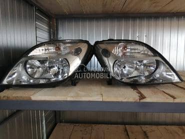 Far farovi levi desni za Renault Scenic