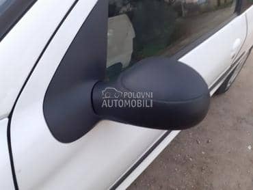 levi retrovizor za Peugeot 206