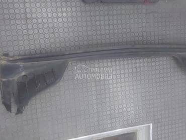 Maska plastika ispod sajbne za Peugeot 308