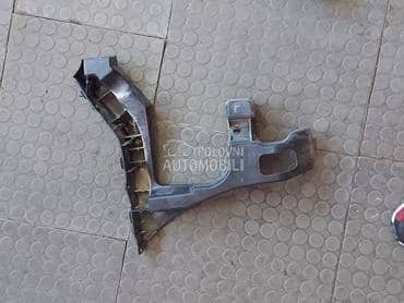 nosac plastika za Peugeot 308