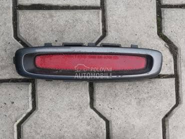 katadiopter zadnjeg branika za Kia Sorento od 2002. do 2009. god.