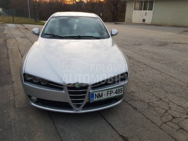 branik za Alfa Romeo 159 od 2005. do 2011. god.
