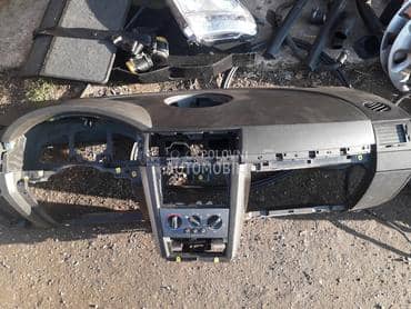 Instrument tabla za Opel Meriva