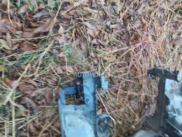 Prag  sajtna rub kos sw za Peugeot 407