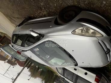 Peugeot 307 -  kompletan auto u delovima