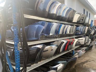 Branik zadnji za Ford Focus od 1998. do 2004. god.