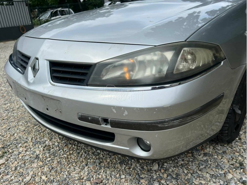 Branik prednji sivi TED69