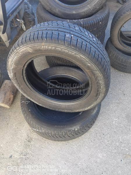 Hankook 225/60 R17 Zimska