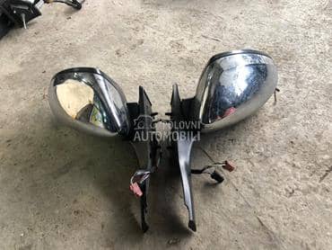 Desni retrovizor za Peugeot 208 od 2012. do 2018. god.