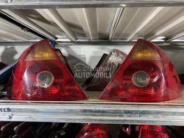 Stop svetlo za Ford Mondeo od 2000. do 2007. god.