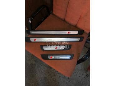 S line lajsne na sajtnama za Audi A4 od 2008. do 2015. god.