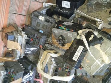 Motorni racunar za Peugeot 806, 807, Expert od 1995. do 2016. god.