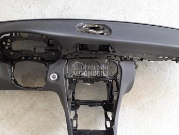 Instrument tabla W205 za Mercedes Benz C Klasa od 2015. do 2020. god.