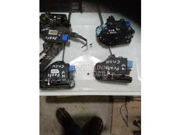 Brave unutrasnje za vrata za Porsche Cayenne od 2006. do 2008. god.