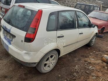 Ford Fiesta -  kompletan auto u delovima