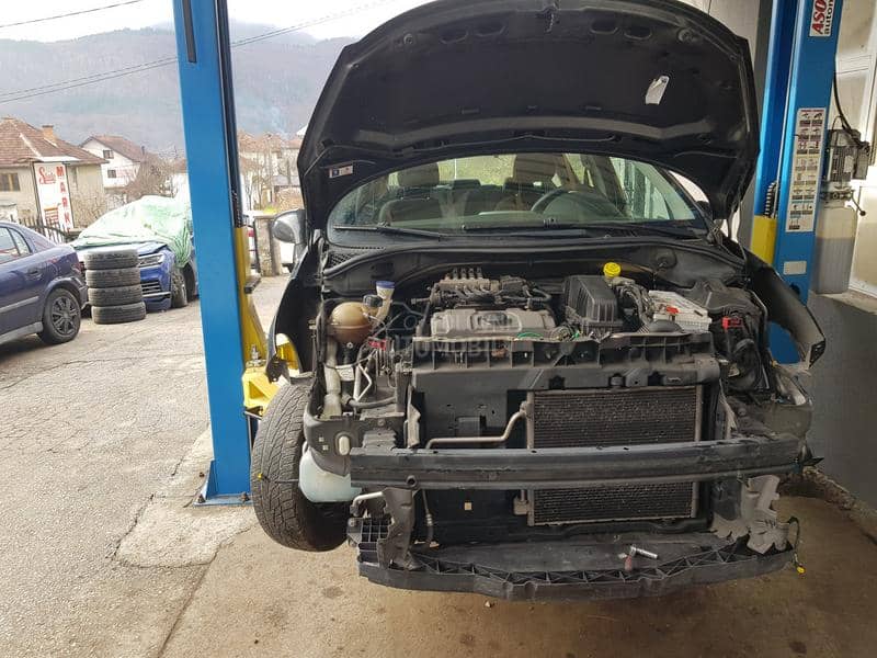 Peugeot 207 2008. god. -  kompletan auto u delovima