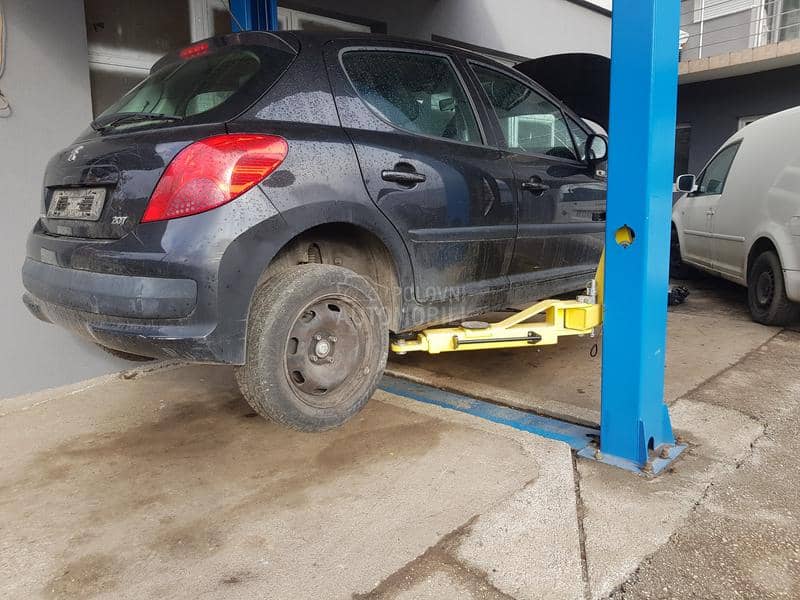 Peugeot 207 2008. god. -  kompletan auto u delovima