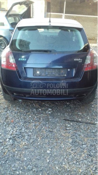 Fiat Stilo -  kompletan auto u delovima