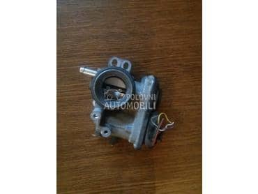 Klapna za Toyota Yaris