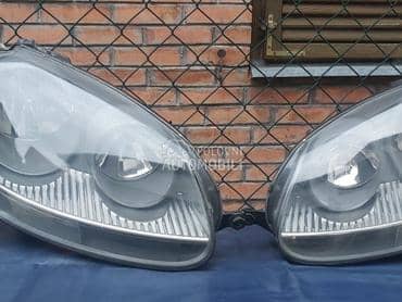 Levi i desni far, originalni za Volkswagen Golf 5 od 2003. do 2008. god.