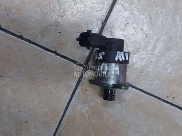 regulator pritiska goriva1,6hd za Peugeot 308