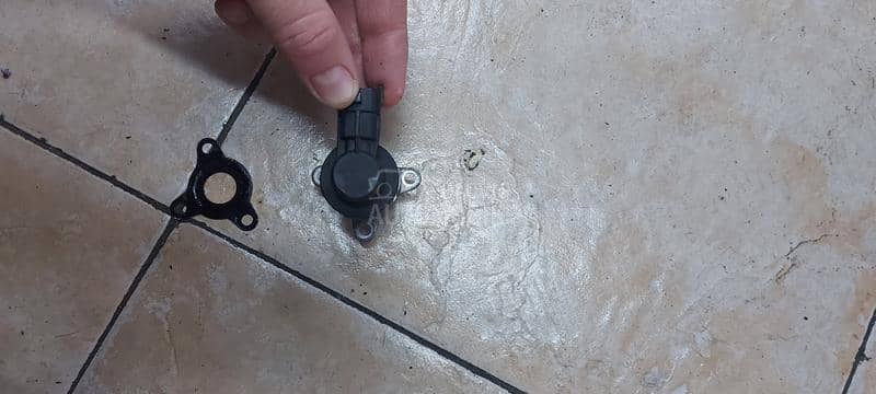 regulator pritiska goriva1,6hd