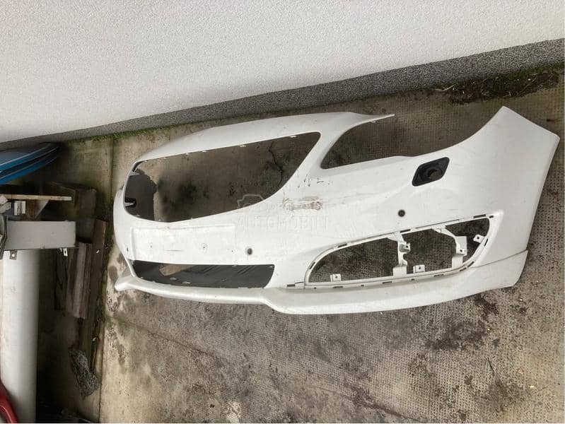 Prednji branik restajling