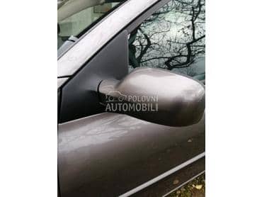 Elektropodesivi retrovizori za Renault Megane od 2005. do 2009. god.