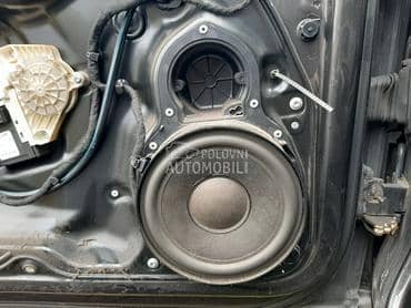 zvucnici za Volkswagen Passat B6