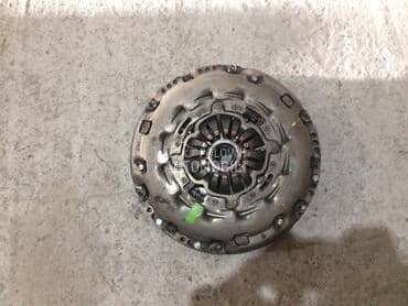 set kvacila za Toyota Auris