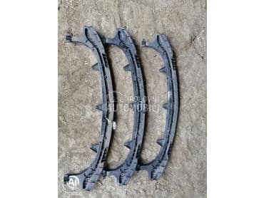 Donji nosač branika Astra J za Opel Astra J od 2009. do 2018. god.