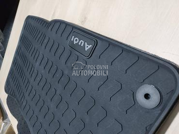 Original tipske patosnice za Audi Q5