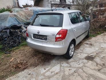 Škoda Fabia 1.2 -  kompletan auto u delovima