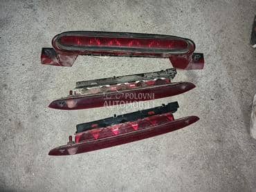 Stop svetlo na gepeku za Ford Focus od 1998. do 2004. god.