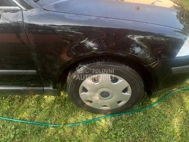 Krilo desno za Volkswagen Passat B5.5