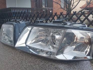 Far levi A 6 far desni za Audi A6 od 1997. do 2004. god.