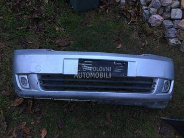 Branik prednji sa maglenkama za Opel Meriva od 2003. do 2008. god.