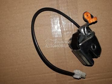 ZABRAVLJIVANJE VRATA za Fiat Doblo