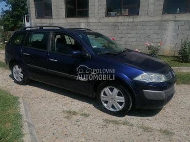 Renault Megane 1.6 2004. god. -  kompletan auto u delovima