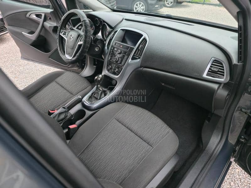 Opel Astra J 1.7 CDTi Business