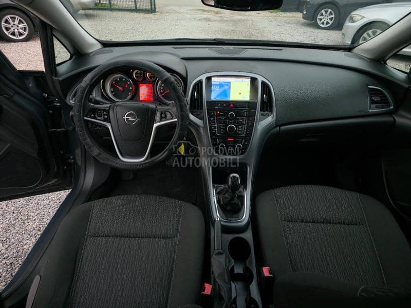 Opel Astra J 1.7 CDTi Business