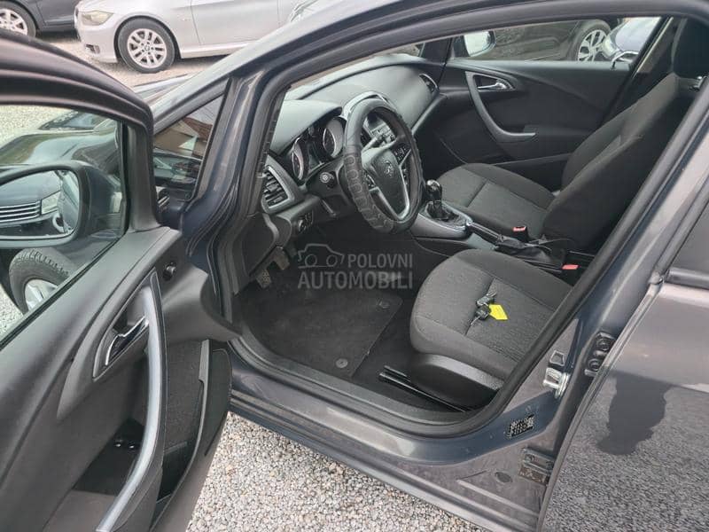 Opel Astra J 1.7 CDTi Business