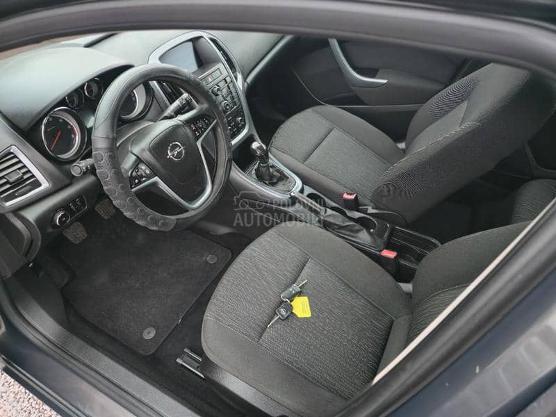 Opel Astra J 1.7 CDTi Business