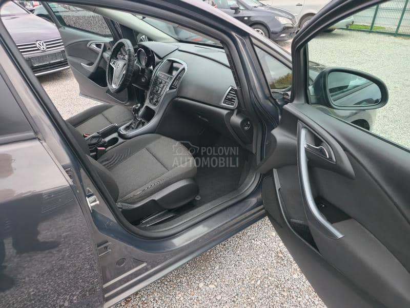 Opel Astra J 1.7 CDTi Business