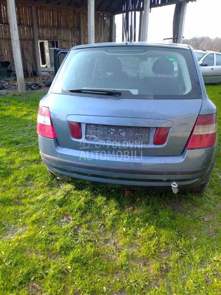 Fiat Stilo -  kompletan auto u delovima