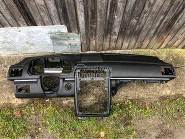 istrument tabla sa airbegom za Mercedes Benz B Klasa od 2004. do 2012. god.