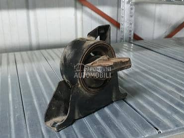 Nosac motora za Mazda 626
