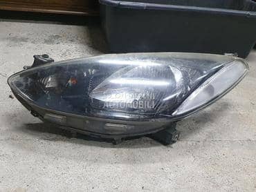 Far Farovi za Mazda 2